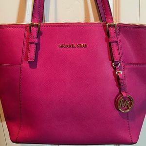 Michael Kors tote